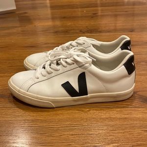 Veja Sneakers - only worn twice - just too big for me - size 8